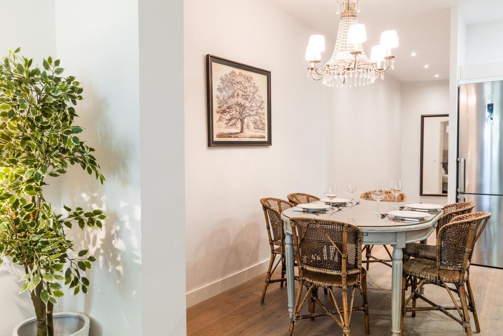 Apartament Pyr Select Plaza Santa Ana Madryt Zewnętrze zdjęcie