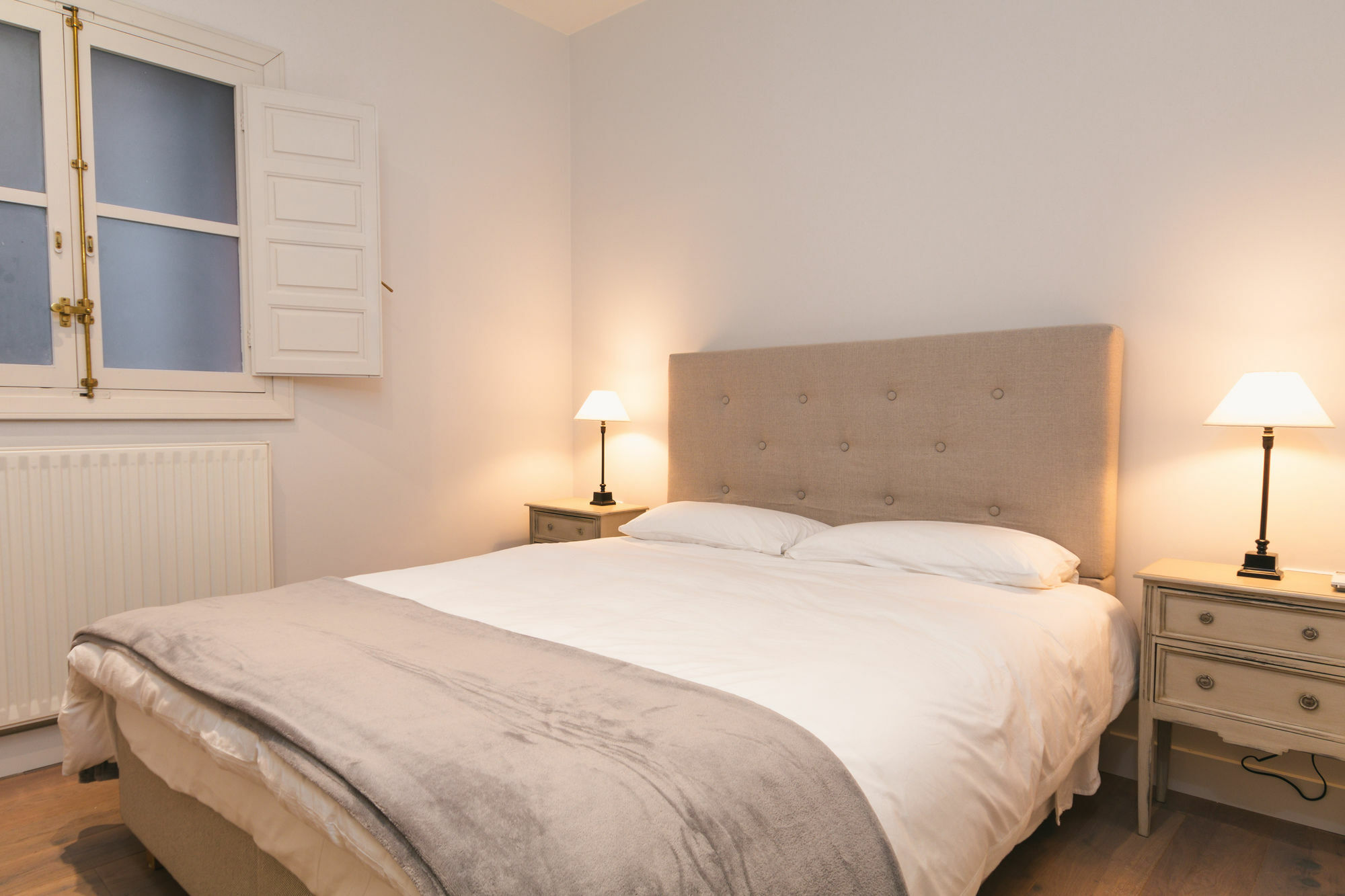 Apartament Pyr Select Plaza Santa Ana Madryt Zewnętrze zdjęcie